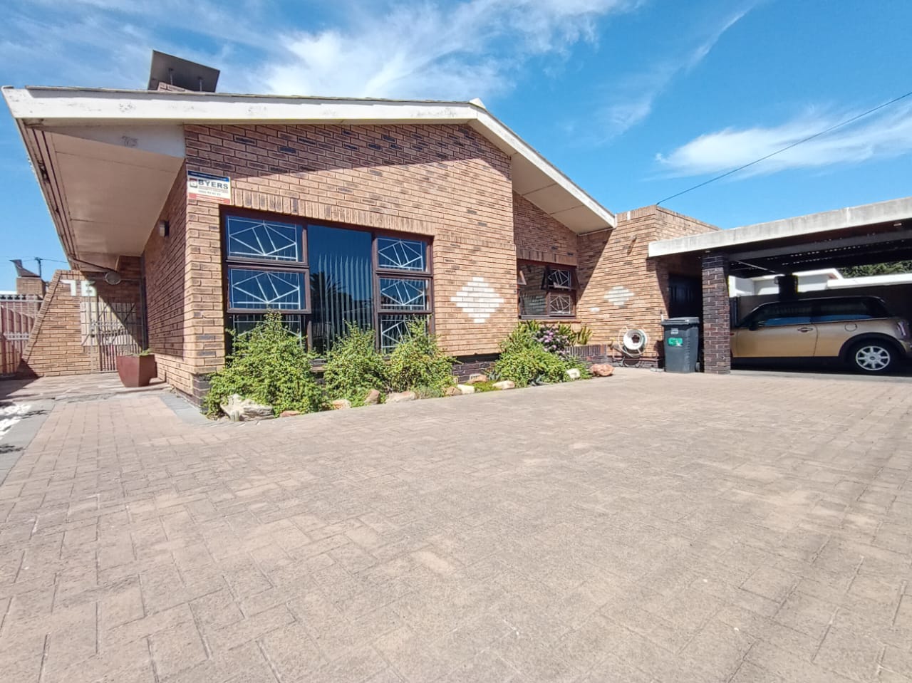 5 Bedroom Property for Sale in Richmond Estate Western Cape